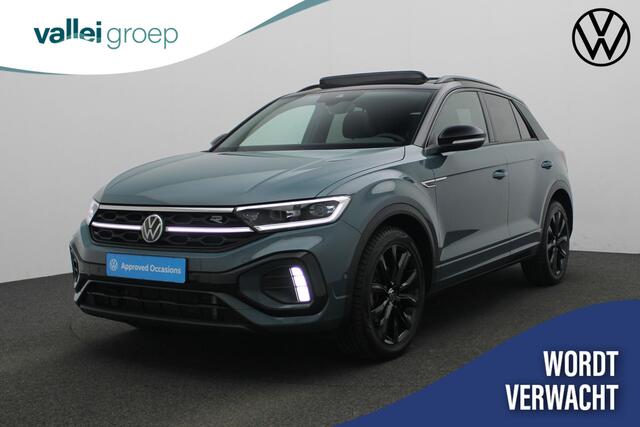 Volkswagen T-Roc 1.5 TSI 150 pk DSG R-Line Business | Panoramadak | Trekhaak | IQ Light | Navigatie | Stoelverwarming | Parkeersensoren voor/achter