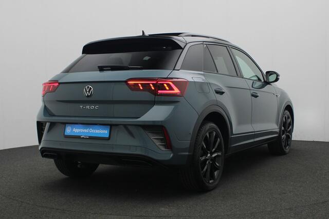Volkswagen T-Roc 1.5 TSI 150 pk DSG R-Line Business | Panoramadak | Trekhaak | IQ Light | Navigatie | Stoelverwarming | Parkeersensoren voor/achter