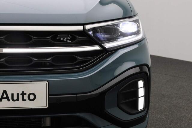 Volkswagen T-Roc 1.5 TSI 150 pk DSG R-Line Business | Panoramadak | Trekhaak | IQ Light | Navigatie | Stoelverwarming | Parkeersensoren voor/achter