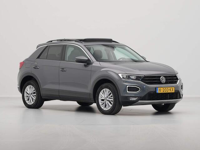 Volkswagen T-Roc 1.5 TSI 150pk Style Panorama Trekhaak Virtual Cockpit Led 343