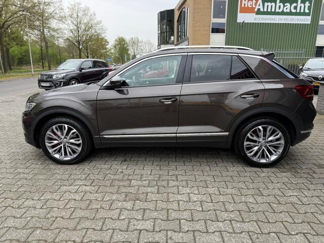 Volkswagen T-Roc 1.5 TSI SPORT BJ.2019 AUTOMAAT VIRTUAL ACC TREKHAAK