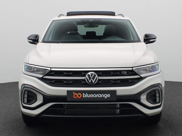 Volkswagen T-Roc 1.5 TSI R-Line Business 150PK DSG Black Style, LED-Matrix, Keyless Entry & Start, Pano-Schuifdak, Achteruitrijcamera, Travel Assist, 18" LM Velgen