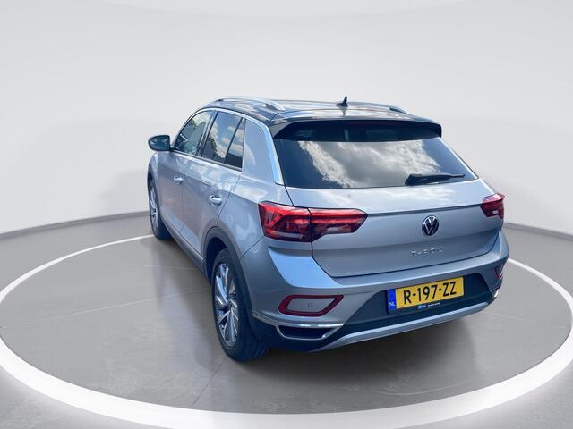 Volkswagen T-Roc 1.5 TSI Style · Navigatie · Camera + Parkeersensoren · Stoelverwarming · Garantie t/m 10-01-2027 of 100.000km
