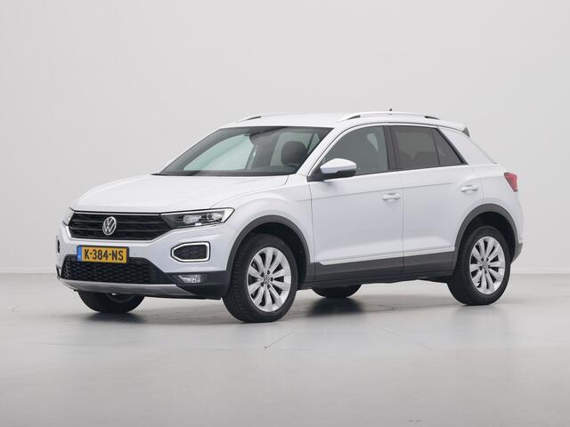 Volkswagen T-Roc 1.5 TSI 150pk DSG Sport Navigatie Camera Acc Executive Getint glas