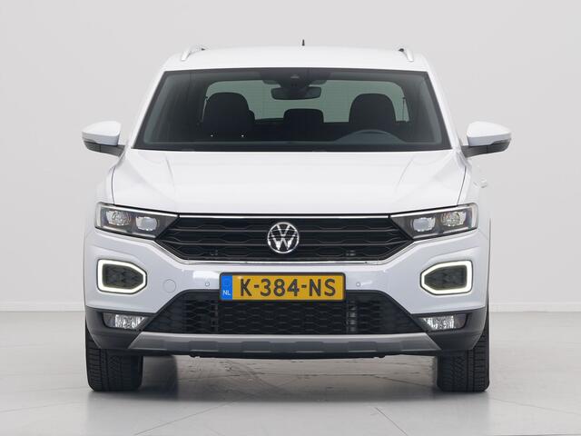 Volkswagen T-Roc 1.5 TSI 150pk DSG Sport Navigatie Camera Acc Executive Getint glas