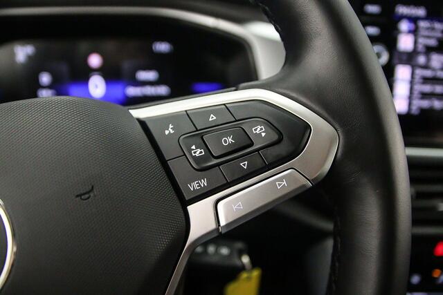 Volkswagen T-Roc Life Edition 1.0 TSI 115pk Adaptive cruise control, Achteruitrijcamera, Stoelverwarming, LED koplampen, Parkeersensoren, Airco, DAB, Radio, App connect