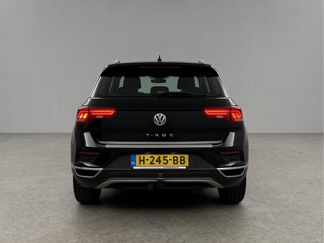 Volkswagen T-Roc TSI Style Business Camera Carplay LED Trekhaak Adaptive-Cruise Clima Navi PDC 16"LMV