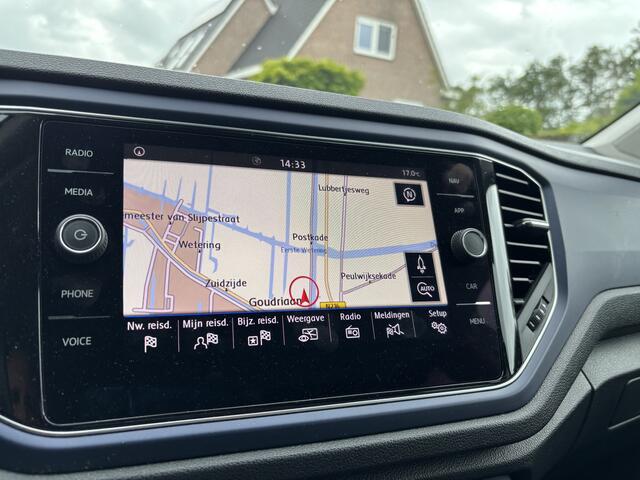 Volkswagen T-Roc 1.0 TSI United Trekhaak / Camera / Carplay