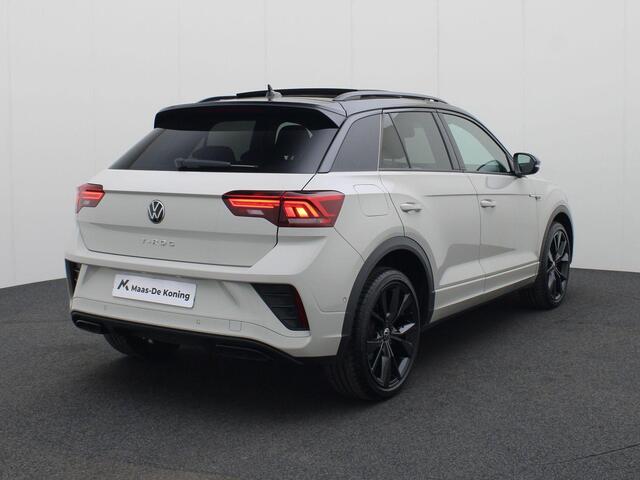 Volkswagen T-Roc 1.5TSI/150PK R Line Blackstyle DSG · Panoramadak · Trekhaak · Camera + parkeersensoren Garantie tot februari 2029 of 100000km