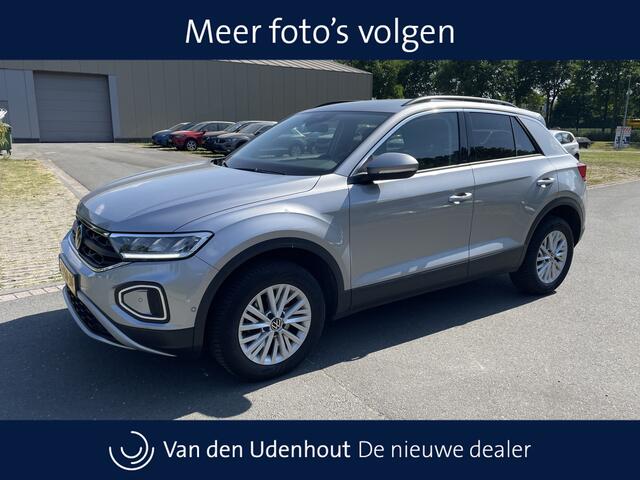 Volkswagen T-Roc 1.5 TSI 150pk Life DSG / Navigatie / Camera / Parkeerhulp