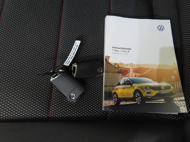 Volkswagen T-Roc 1.5 TSI Sport R-Line Automaat Navi Trekhaak Adap Cruise NL-Auto Dealeronderhouden