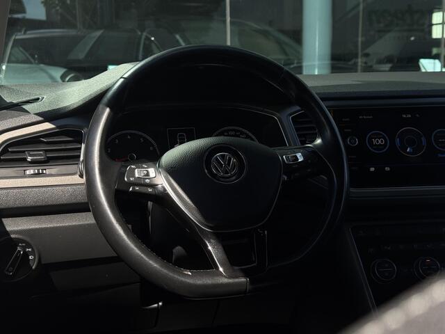 Volkswagen T-Roc 1.5 TSI Life Business Adapt Cruise | Camera | Stuur-Stoelverwarming