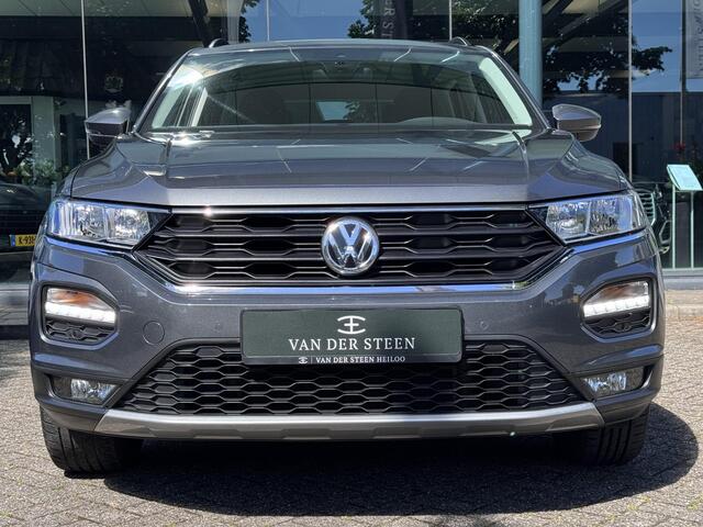 Volkswagen T-Roc 1.5 TSI Life Business Adapt Cruise | Camera | Stuur-Stoelverwarming