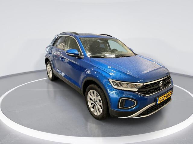 Volkswagen T-Roc 1.5 Tsi 150pk DSG Life Edition · Keyless · Camera · Apple/Android Car Play · Dodehoek Detectie · P-Sensoren · 17'' Inch · Garantie t/m 05-08-2028 of 100.000km