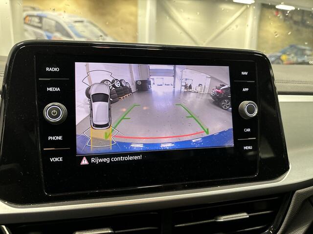 Volkswagen T-Roc 1.5 Tsi 150pk DSG Life Edition · Keyless · Camera · Apple/Android Car Play · Dodehoek Detectie · P-Sensoren · 17'' Inch · Garantie t/m 05-08-2028 of 100.000km