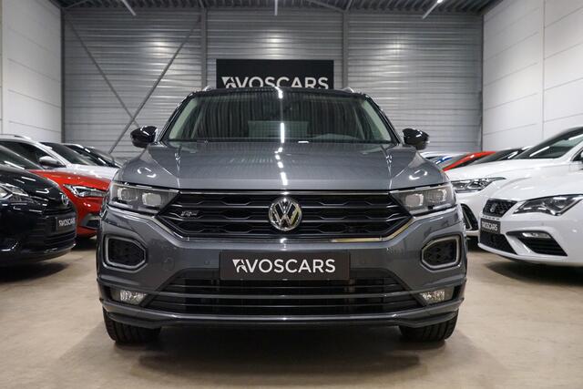 Volkswagen T-Roc 1.5 TSI R-Line * Trekhaak - Virtual - Camera - 19" - LED - ACC - Lane *