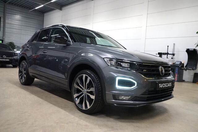 Volkswagen T-Roc 1.5 TSI R-Line * Trekhaak - Virtual - Camera - 19" - LED - ACC - Lane *