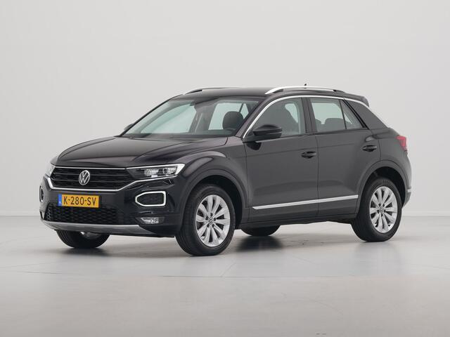 Volkswagen T-Roc 1.5 TSI 150pk DSG Sport Navigatie ACC Camera Executive