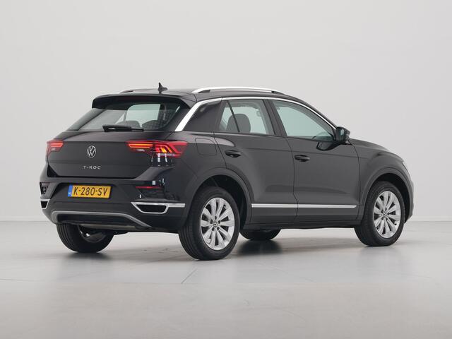 Volkswagen T-Roc 1.5 TSI 150pk DSG Sport Navigatie ACC Camera Executive