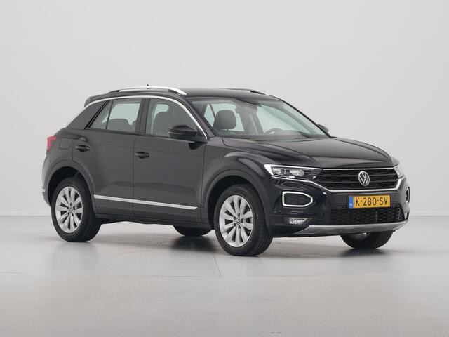 Volkswagen T-Roc 1.5 TSI 150pk DSG Sport Navigatie ACC Camera Executive