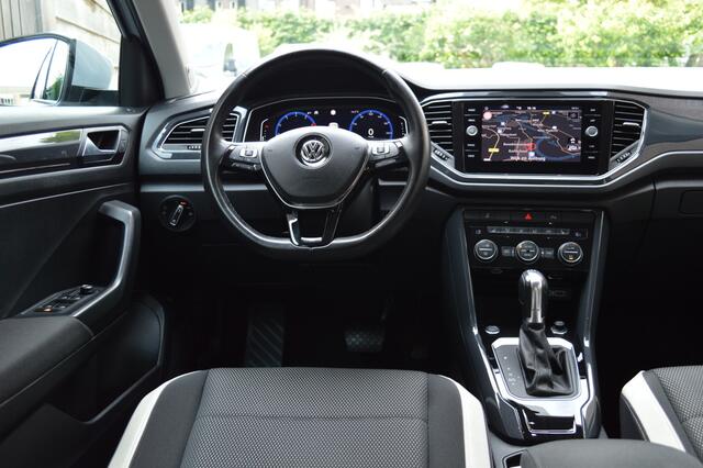Volkswagen T-Roc 1.5 TSI Sport DSG Led Virtual Acc Camera Keyless CarPlay Pdc