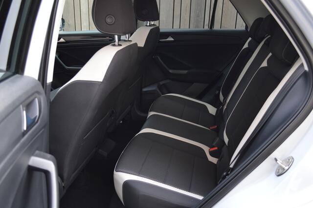 Volkswagen T-Roc 1.5 TSI Sport DSG Led Virtual Acc Camera Keyless CarPlay Pdc