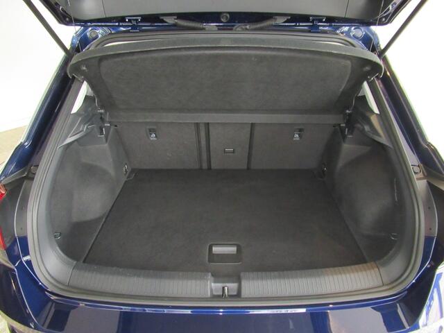 Volkswagen T-Roc 1.5 TSI Style Automaat, Navigatie, Cruise control