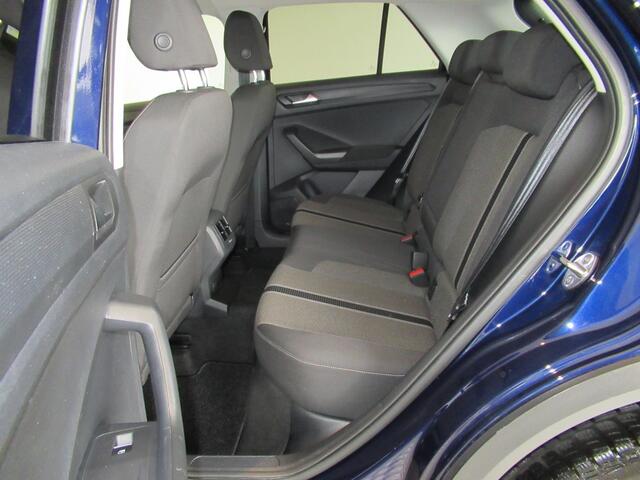Volkswagen T-Roc 1.5 TSI Style Automaat, Navigatie, Cruise control