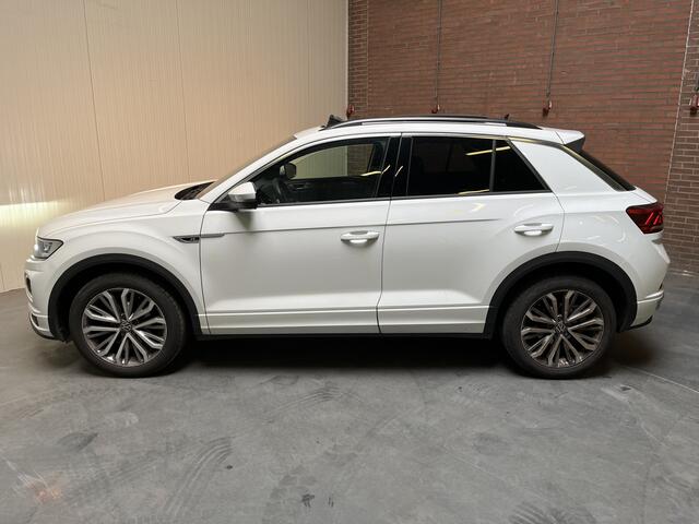 Volkswagen T-Roc 1.5 TSI R-Line / AUTOMAAT/ TREKHAAK/ PANO/ ADAPT. CRUISE/ APP-CONNECT/ PARK. SENSOREN + CAMERA/ 18" LMV/ KEYLESS/ NAVI/ DAB/ DIGITAL DASH/ RIJ-MODI