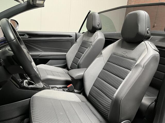 Volkswagen T-Roc Cabrio 1.5 TSI R-Line / AUTOMAAT/ 2X R-LINE/ APP-CONNECT/ PARK. SENSOREN + CAMERA/ RIJ-MODI/ NAVI/ CLIMA/ DIGITAL DASH/ ADAPT. CRUISE/ 19" LMV/ KEYLESS/ MATRIX