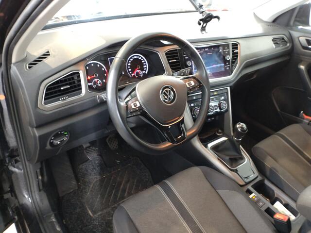 Volkswagen T-Roc 1.0 TSI Style | Verwacht | Trekhaak | Clima | Camera | ACC |