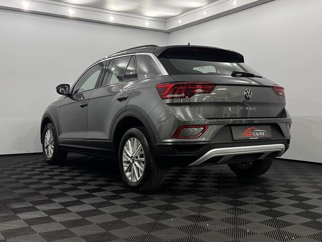Volkswagen T-Roc 1.5 TSI Life Clima, Parkeersensoren, Apple carplay, Cruise control, Virtual desk, A start stop