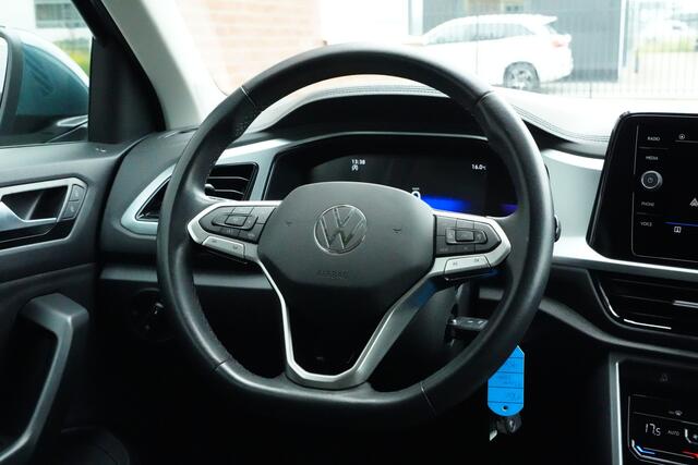 Volkswagen T-Roc 1.5 TSI Life Business 150pk AppleCarplay/Cruise/ParkAssist