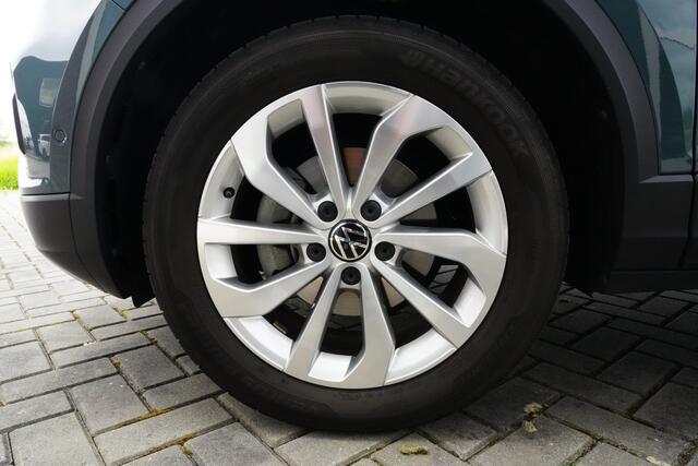 Volkswagen T-Roc 1.5 TSI Life Business 150pk AppleCarplay/Cruise/ParkAssist