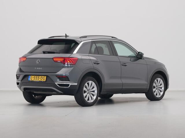 Volkswagen T-Roc 1.0 TSI 110pk Style Executive Getint glas Navigatie Adaptieve Cruise PDC 217