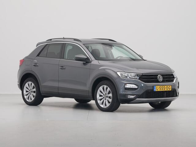 Volkswagen T-Roc 1.0 TSI 110pk Style Executive Getint glas Navigatie Adaptieve Cruise PDC 217