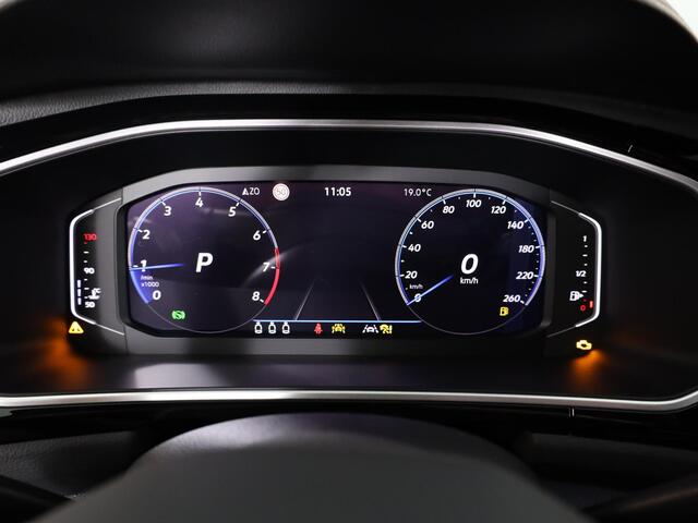 Volkswagen T-Roc R-Line-Edition 1.5 110 kW / 150 pk TSI SUV 7 versn