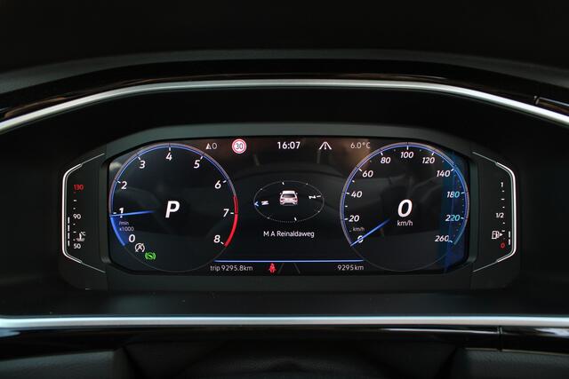 Volkswagen T-Roc 1.5 TSI 150PK DSG R-Line |PANO-DAK|IQ-LIGHT|IQ-DRIVE|CAMERA|