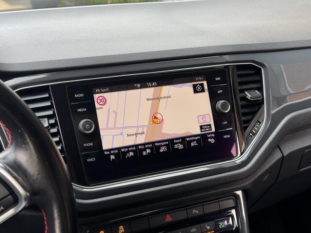 Volkswagen T-Roc 1.5 TSI AUT7 SPORT R-LINE 150PK NAVI CAMERA DIGI-DASH APPLE-CARPLAY LED LMV PDC