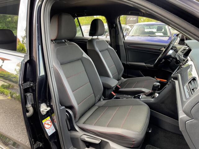 Volkswagen T-Roc 1.5 TSI AUT7 SPORT R-LINE 150PK NAVI CAMERA DIGI-DASH APPLE-CARPLAY LED LMV PDC