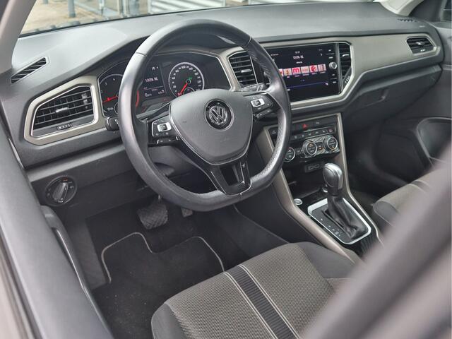 Volkswagen T-Roc 1.5 TSI Style Business Automaat | Camera | Automaat | Trekhaak | PDC | Stoelverw. |