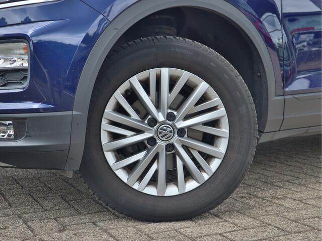 Volkswagen T-Roc 1.5 TSI Style Business Automaat | Camera | Automaat | Trekhaak | PDC | Stoelverw. |