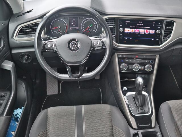 Volkswagen T-Roc 1.5 TSI Style Business Automaat | Camera | Automaat | Trekhaak | PDC | Stoelverw. |