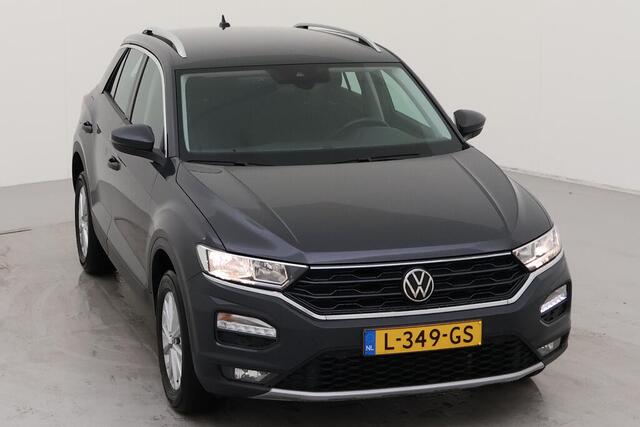 Volkswagen T-Roc 1.0 TSI Style / PARK. SENSOREN/ NAVI/ CLIMA/ 16" LMV