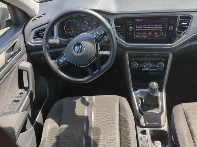 Volkswagen T-Roc 1.0 TSI Style / PARK. SENSOREN/ NAVI/ CLIMA/ 16" LMV