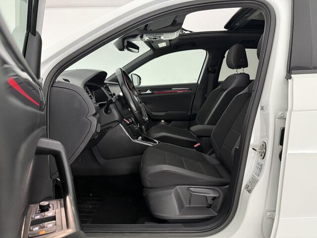 Volkswagen T-Roc 1.5 TSI R-line DSG 150PK Pano LED Virtual Trekhaak ACC Camera Carplay Clima Navi 19"LMV