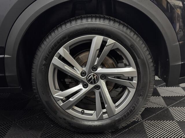 Volkswagen T-Roc 2.0 TSI DSG 4Motion R-line Half leder, Camera, Navi, Stoelverwarming, Virtual desk, Cruise control, A start stop