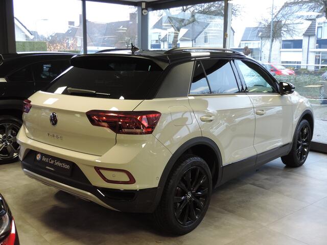 Volkswagen T-Roc 1.5 TSI Black Style DSG - Camera | ACC | Matrix LED | CarPlay | Park Assist | Elek. klep | Massage