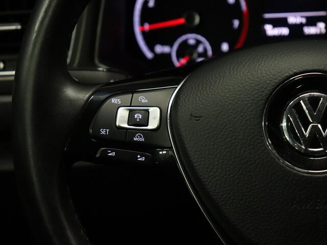 Volkswagen T-Roc 1.0 TSI Style [APPLE CARPLAY, PDC V+A, ADAPTIVE CRUISE CONTROL, CLIMATE CONTROL, STOEL MASSAGE, NAVIGATIE, NIEUWSTAAT]