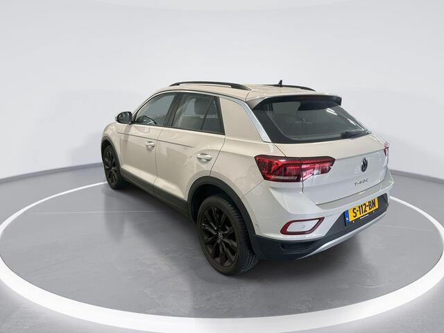 Volkswagen T-Roc 1.5 Tsi 150pk DSG Life · Apple/Android Car Play · Navi · P-Sensoren · Park Assist · Verkeersbord Herkenning · 18'' Inch · Garantie t/m 18-01-2027 of 100.000km